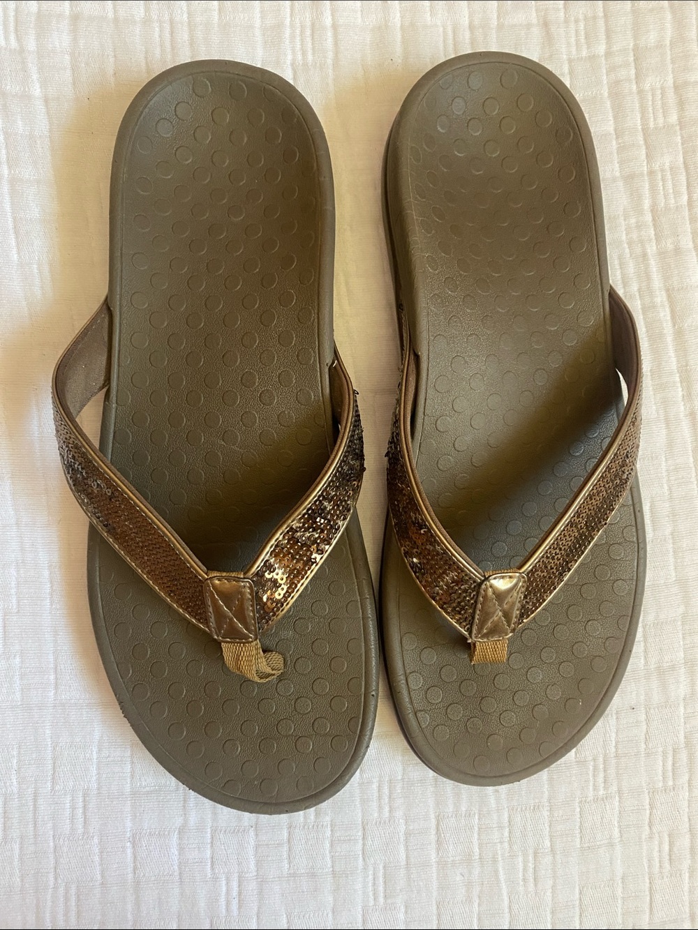 VIONIC Women’s Sequin Strap Flip Flop Sandals - Gold Brown - Picture 2 of 7